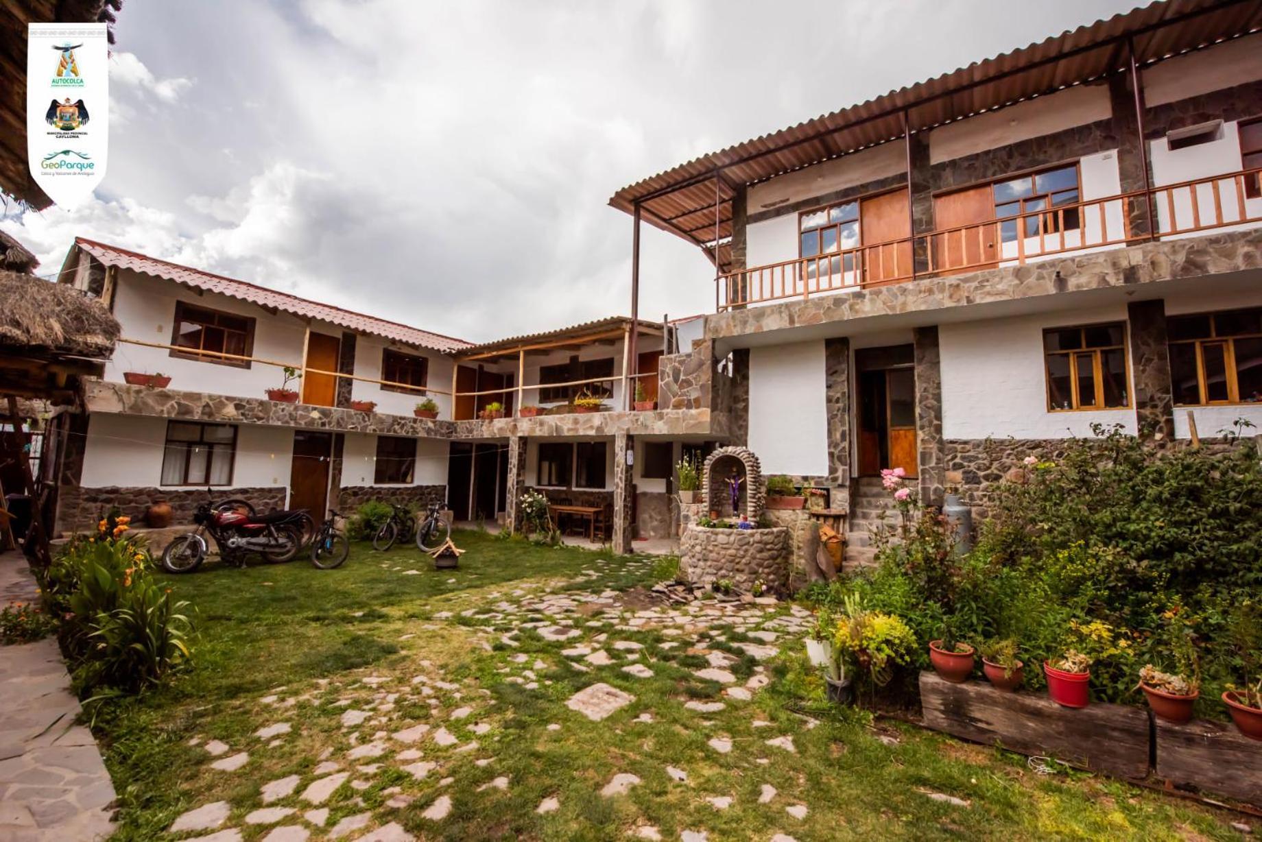 Sumaq Wayra Bed & Breakfast Yanque Bagian luar foto