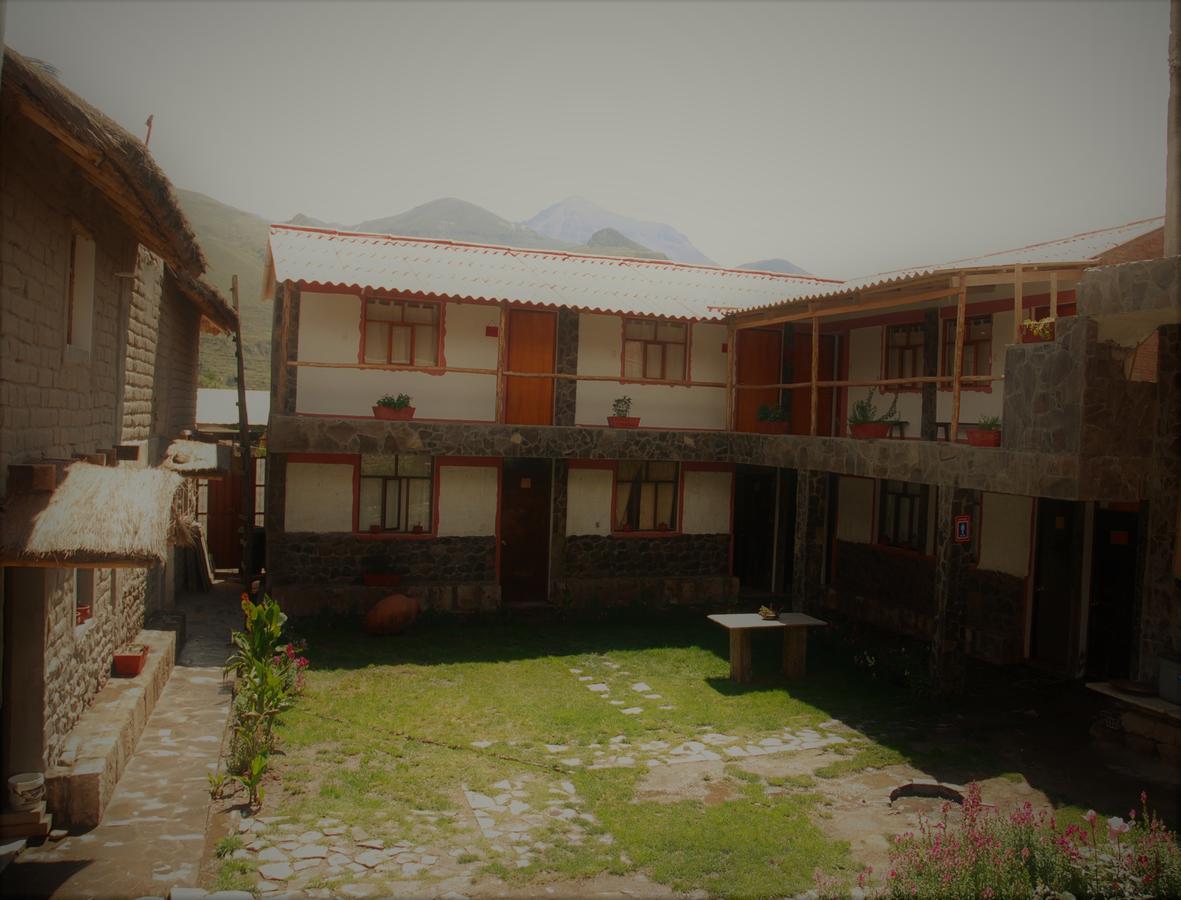Sumaq Wayra Bed & Breakfast Yanque Bagian luar foto